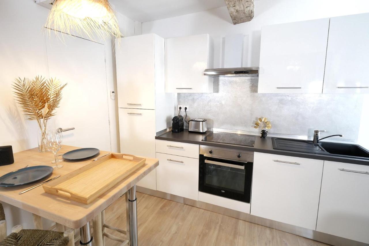 Appartements Premium En Hyper Centre Ville Brignoles Exterior photo